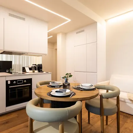 Aparthotel Bloom-living 4*