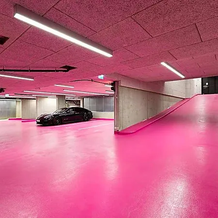 Aparthotel Bloom-living