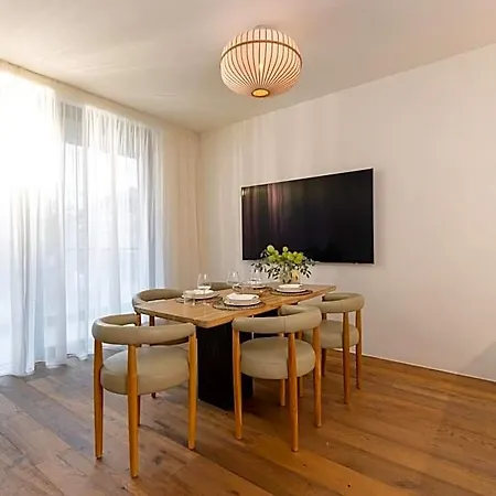 Bloom-living Aparthotel 4*
