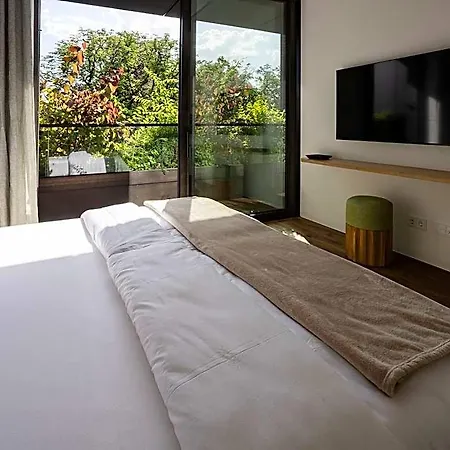 Bloom-living Aparthotel 4*