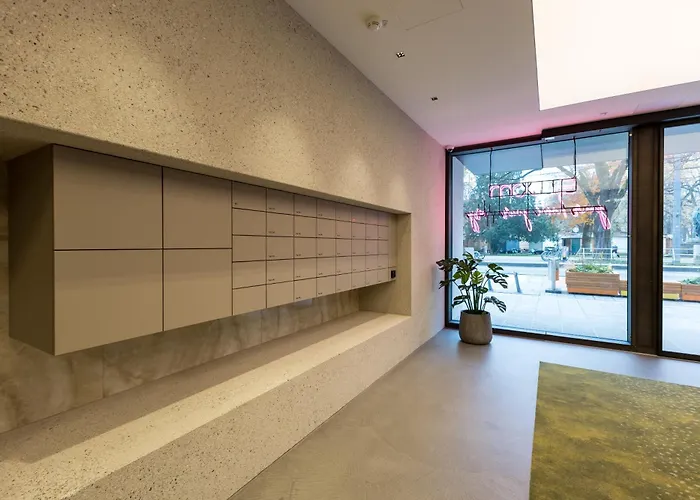 Bloom-living Aparthotel